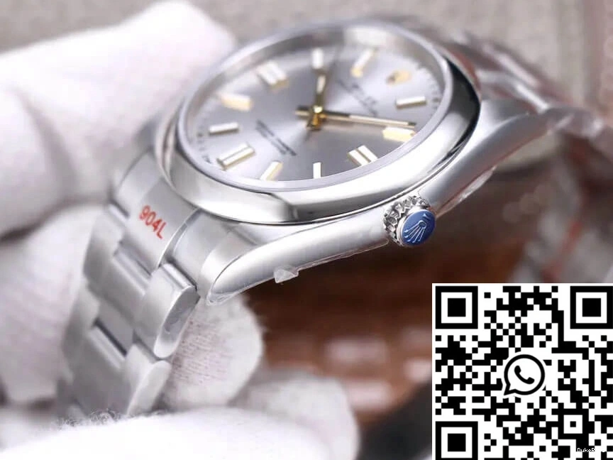 Perpetual Silver Oyster Rolex M124300-0001 Dial Factory 41MM EW 0716